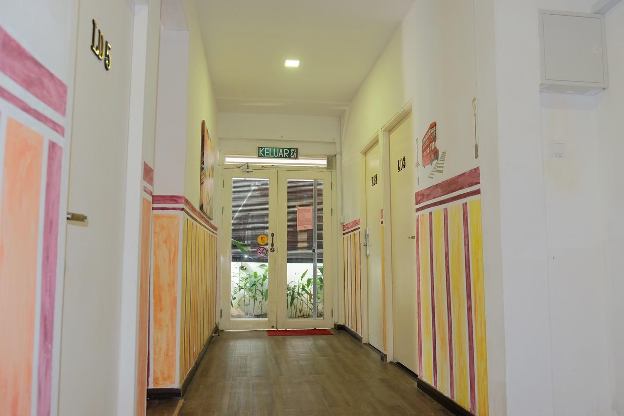 Natol Homestay - London Kuching Exterior photo